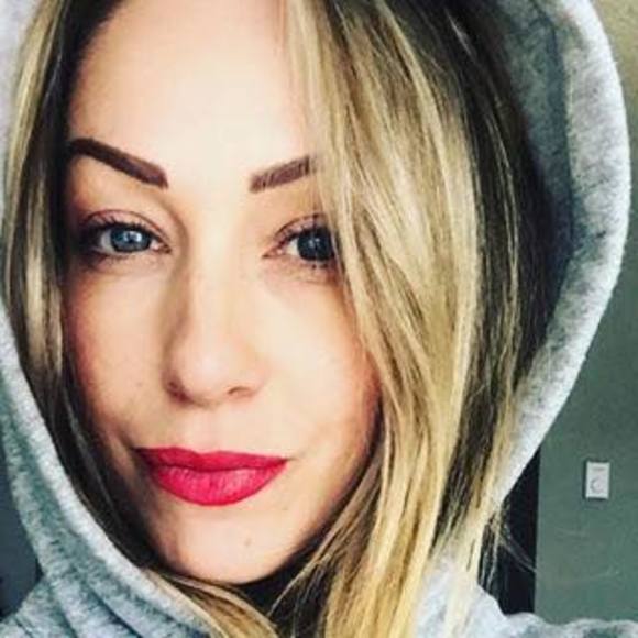 Meet your Posher, Jen - Picture 1 of 1